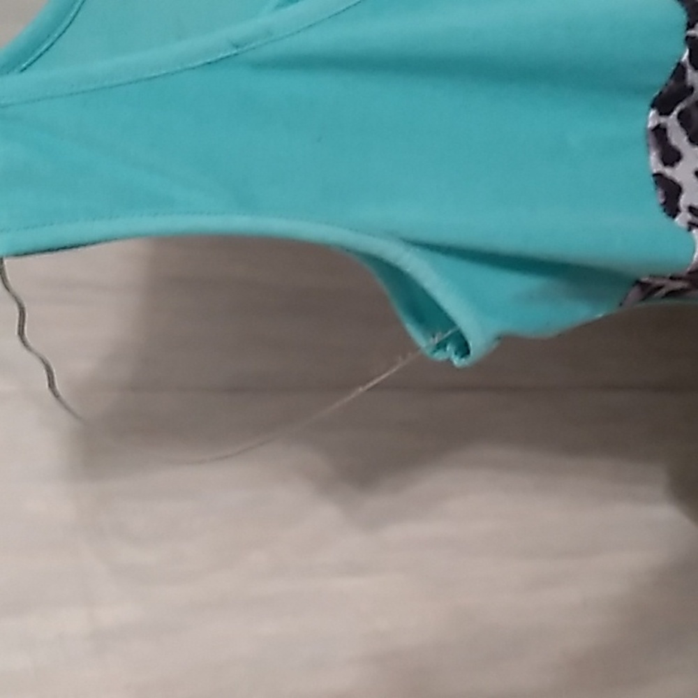 COEUR VOGUE Med Blue with Grey Leopard Design Tank Top - Picture 5 of 8